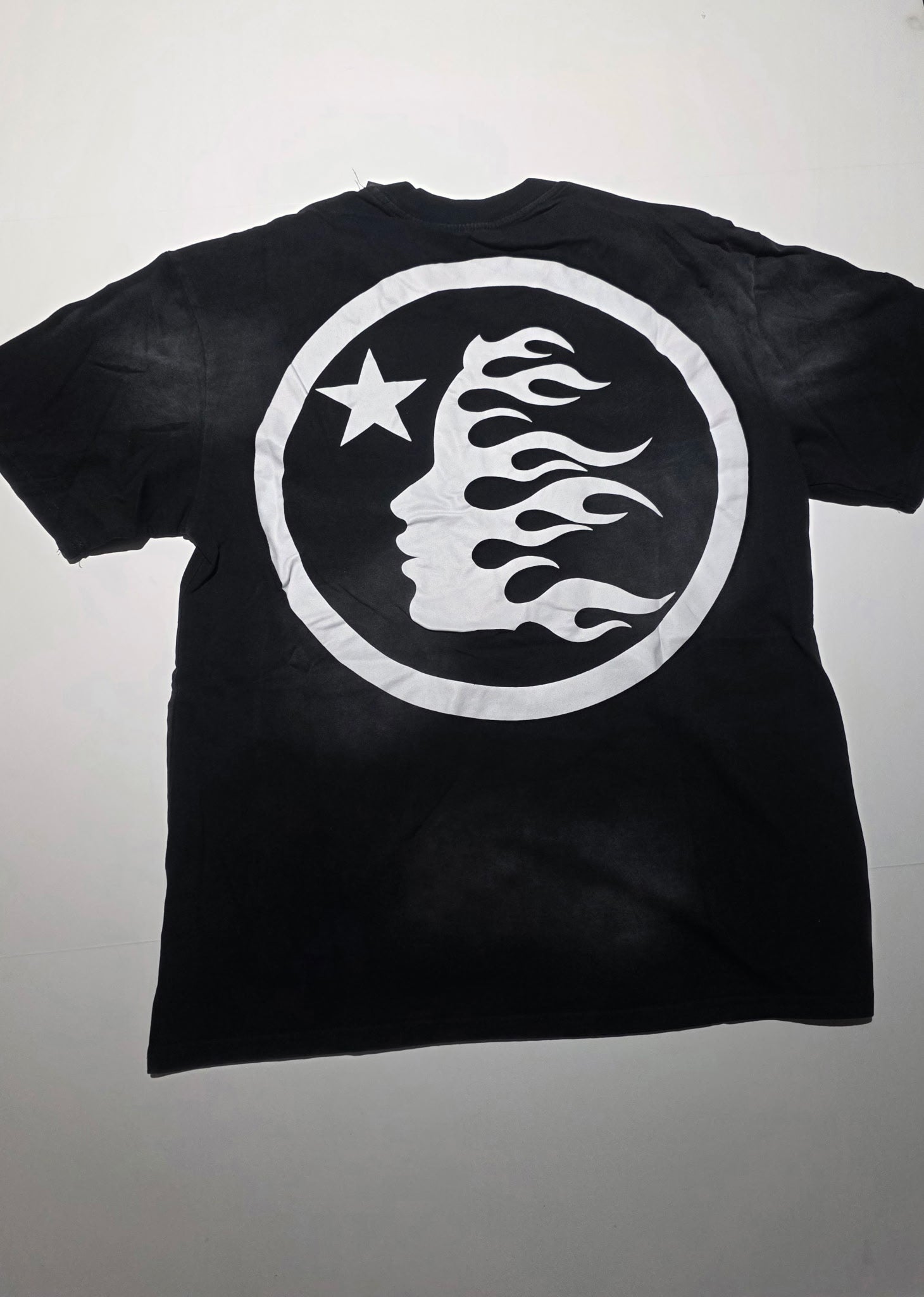 Hellstar Graphic Tee & Shorts SET