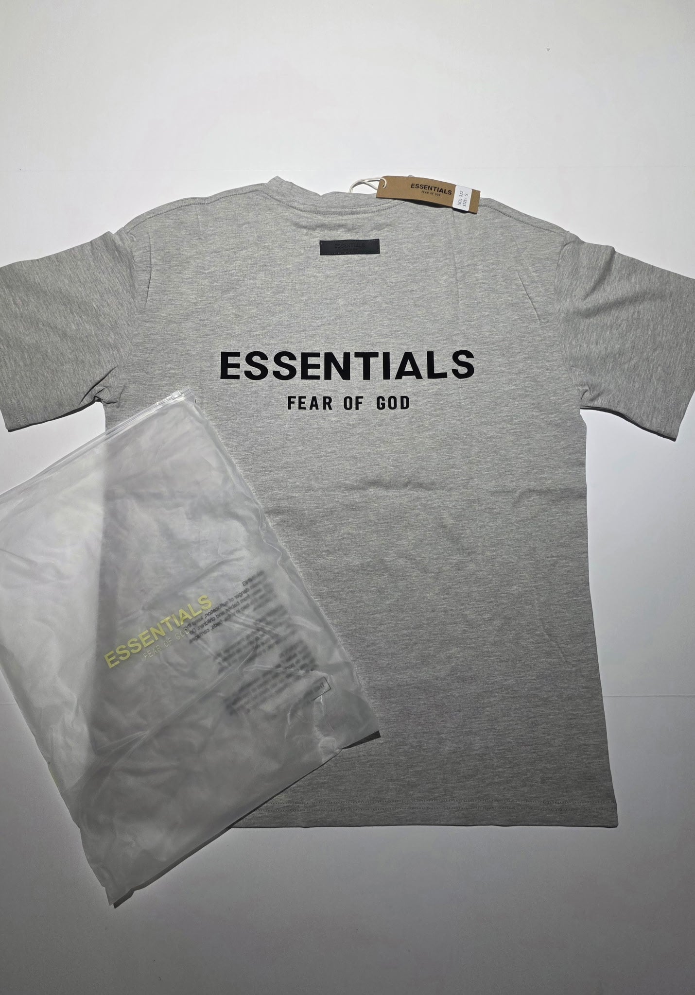 Essentials fear of god Tee