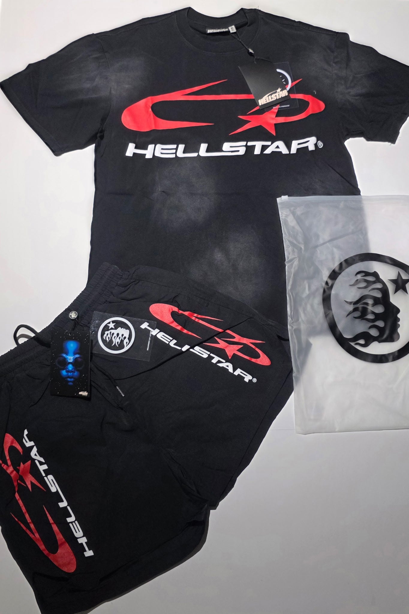 Hellstar Graphic Tee & Shorts SET