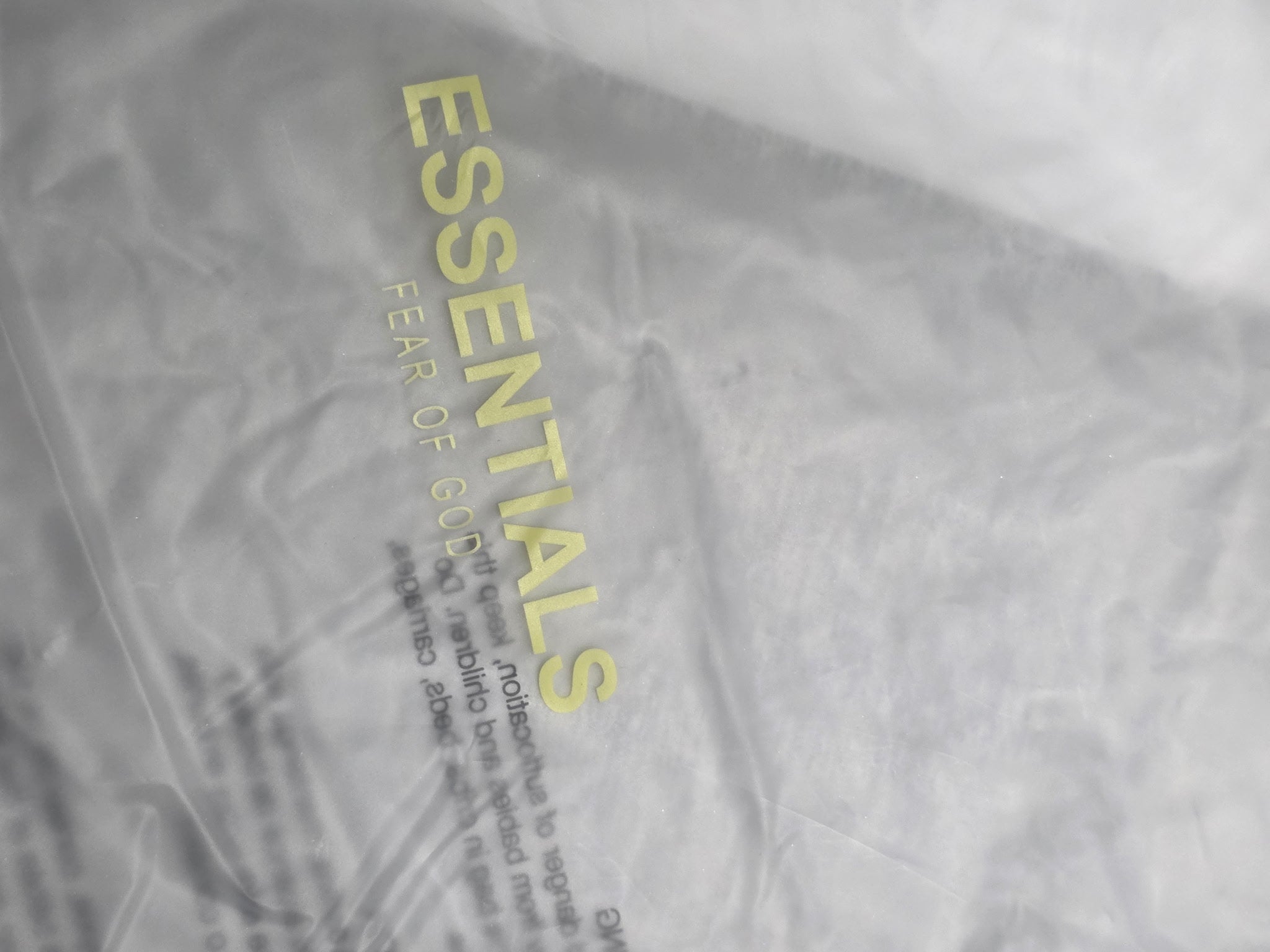 Essentials fear of god Tee