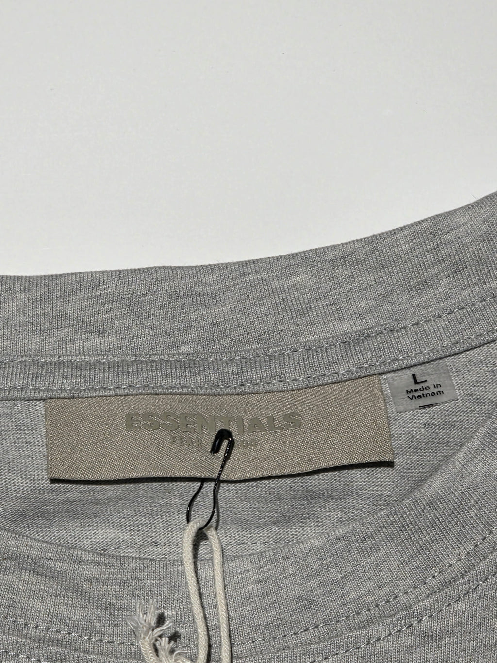 Essentials fear of god Tee
